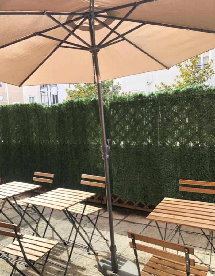D&E - Paris-Disney - Holidays Apartment - Appartement De Vacances - 5 Chambres- 5 Sdb - 5 Bedrooms - 5 Bathrooms - Netflix Champs-Sur-Marne Exterior photo